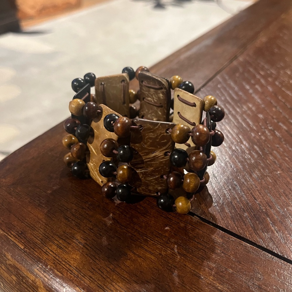 Wooden cuff